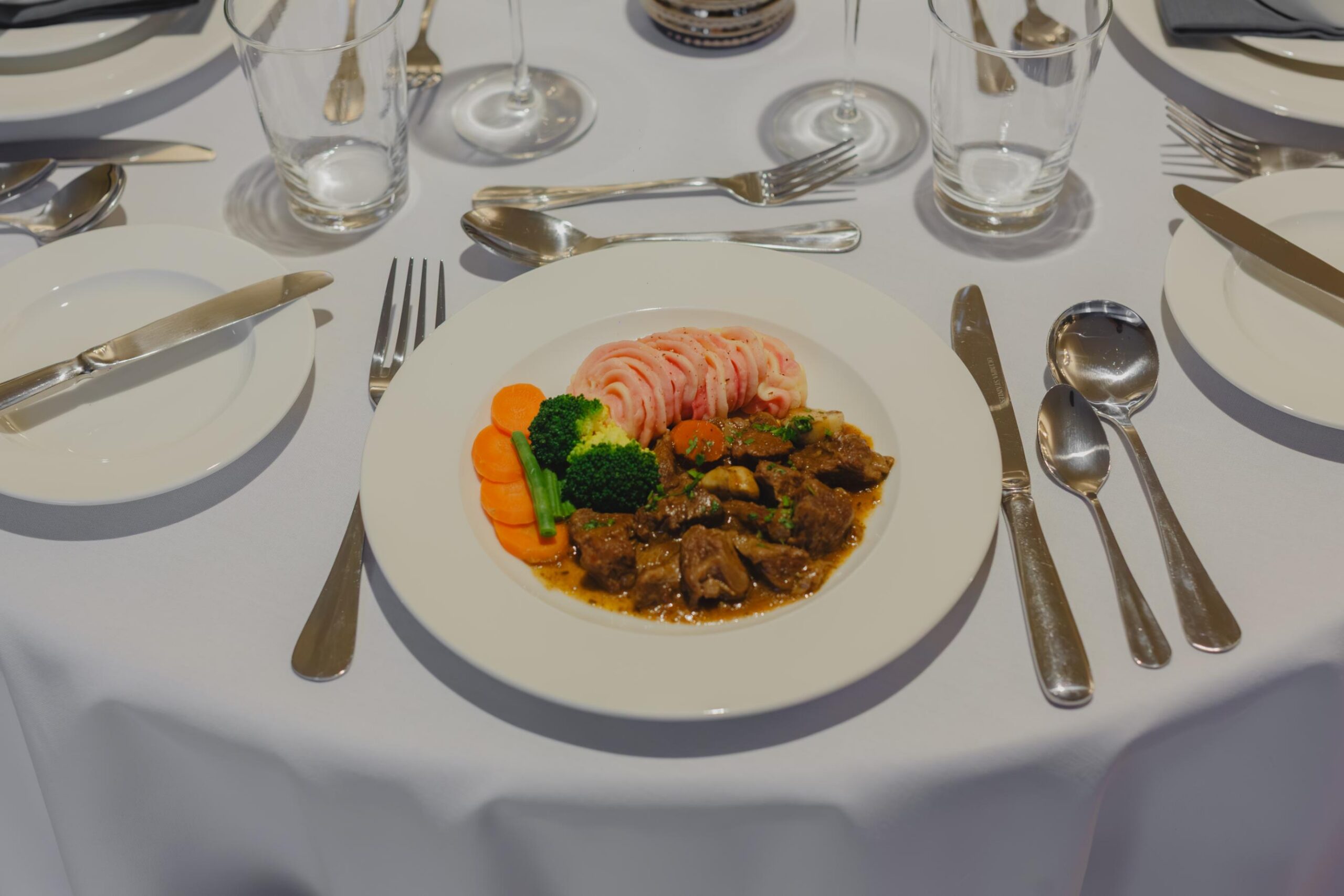 home-cooked meal at bothwell castle care home